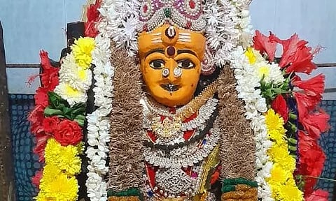 அம்மன் கோவில்களில் சிறப்பு பூஜை