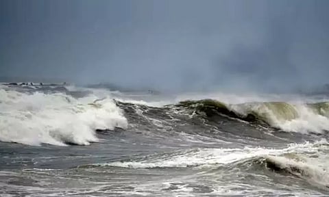 வங்க கடலில் நிலவிய ஆழ்ந்த காற்றழுத்த தாழ்வு பகுதி காற்றழுத்த தாழ்வு மண்டலமாக வலுவடைந்தது...!