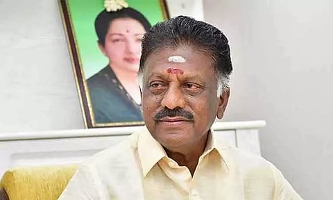 தமிழக மக்கள் அனைவருக்கும் இதயம் கனிந்த ஆயுத பூஜை மற்றும் விஜயதசமி நல்வாழ்த்துகள் - ஓ.பன்னீர்செல்வம் வாழ்த்து