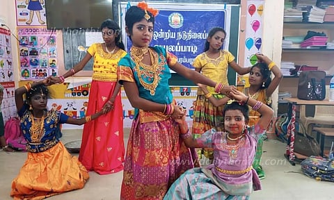 பள்ளி மாணவ, மாணவிகளுக்கு கலைத்திருவிழா போட்டிகள்