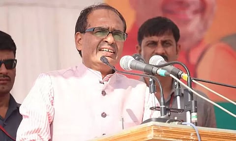 பெண்களிடம் தவறாக நடப்பவர்கள் தூக்கில் போடப்படுவார்கள்: மத்திய பிரதேச முதல்-மந்திரி பேச்சு