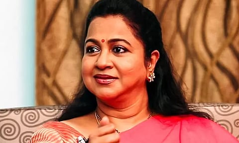 பிரெஞ்சு மொழி படத்தில் ராதிகா