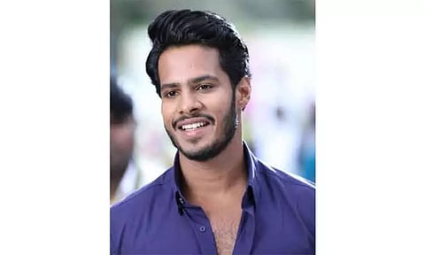 நான் அணிந்திருந்தது புலி நகத்துடன் கூடிய தங்க சங்கிலி இல்லை; நிகில் குமாரசாமி விளக்கம்