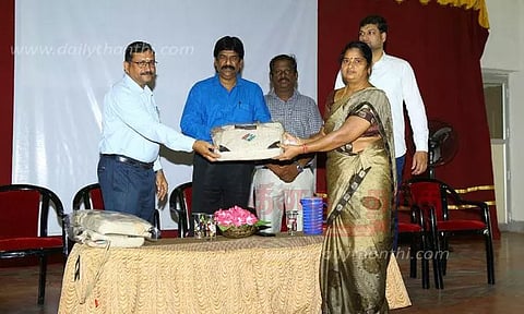 வாக்குச்சாவடி நிலைய அதிகாரிகளுக்கு பயிற்சி