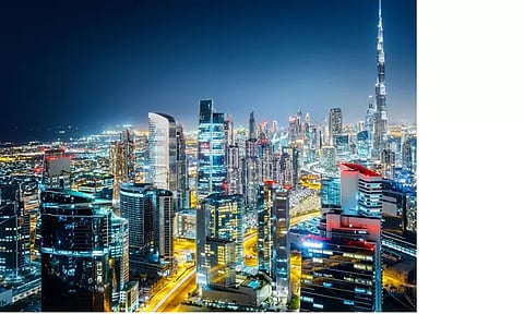 அமீரகத்தை சுற்றி