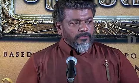 விஜய் ரசிகர்களிடம் மன்னிப்பு கேட்ட பார்த்திபன்