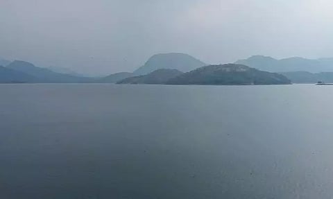 அமராவதி அணைக்கு நீர்வரத்து நின்றதால் விவசாயிகள் கவலை