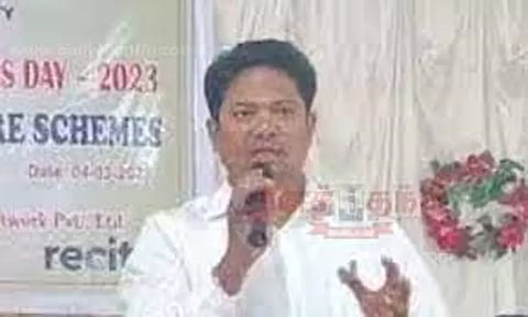 குப்பைகள் அகற்றாவிட்டால் புகார் தெரிவிக்க இலவச எண் அறிமுகம்