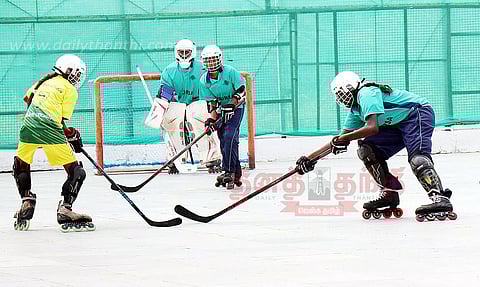 மாநில அளவிலான ரோலர் ஸ்கேட்டிங் ஆக்கி போட்டி