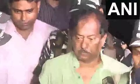 மேற்கு வங்கத்தில் திரிணாமூல் காங்கிரஸ் எம்.எல்.ஏ. ஊழல் வழக்கில் கைது - அமலாக்கத்துறை நடவடிக்கை