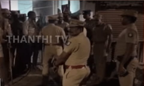 தூத்துக்குடியை உலுக்கிய புதுமணத் தம்பதி படுகொலை.. பெண்ணின் தந்தை கைது