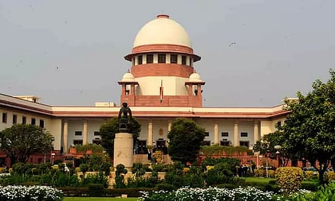 கவர்னருக்கு எதிரான தமிழக அரசின் ரிட் மனு; சுப்ரீம் கோர்ட்டில் நாளை மறுநாள் விசாரணை