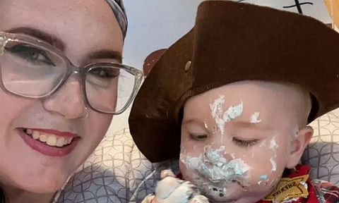 தம்பியின் குழந்தையை பெற்றெடுத்த சகோதரி…வினோத சம்பவம்..!