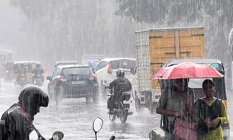 தமிழகத்தின் 10 மாவட்டங்களில் இன்று கனமழைக்கு வாய்ப்பு..!