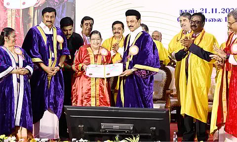 "நீ இல்லாத உலகத்திலே... பாடல் பாடிய முதல்-அமைச்சர் மு.க.ஸ்டாலின்..!