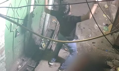 வெறித்தனத்தின் உச்சம்.. கொலை செய்துவிட்டு சடலத்தின் மீது டான்ஸ் ஆடிய கொலையாளி