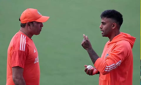 முதல் டி20 போட்டி: ஆஸி.க்கு எதிராக டாஸ் வென்ற இந்திய அணி பந்துவீச்சு தேர்வு