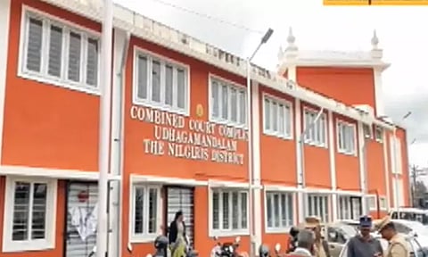 கொடநாடு வழக்கு - முன்னாள் ஐபிஎஸ் அதிகாரி மகனுக்கு சம்மன்