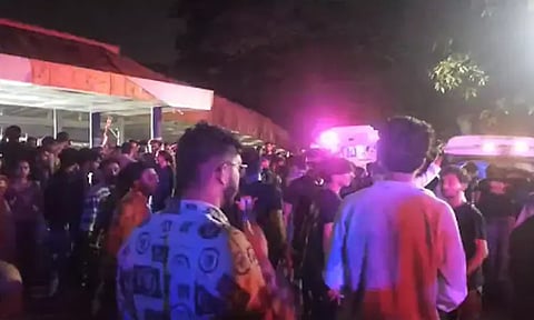 கேரளா கல்லூரியில் நடைபெற்ற இசை நிகழ்ச்சியில் நெரிசல்: மாணவர்கள் 4 பேர் பலி