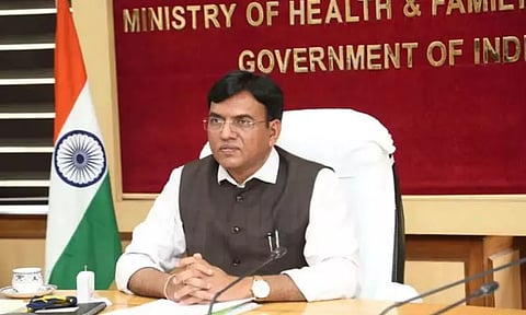 சீனாவை உலுக்கி வரும் மர்ம காய்ச்சல் பரவலை உன்னிப்பாக கவனித்து வருகிறோம் - மத்திய சுகாதார மந்திரி