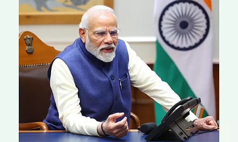 மீட்கப்பட்ட தொழிலாளர்களுடன் தொலைபேசியில் உரையாடிய பிரதமர் மோடி