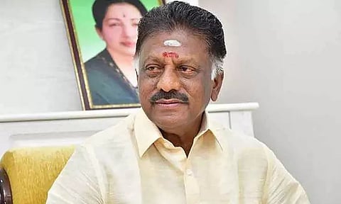 சாலையில் மழைநீர் தேங்குவது தொடர் கதையாக இருக்கிறது - ஓ.பன்னீர்செல்வம்