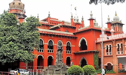 டாஸ்மாக் கடைகளை மூடுவது அரசின் கொள்கை முடிவு: சென்னை ஐகோர்ட்டு