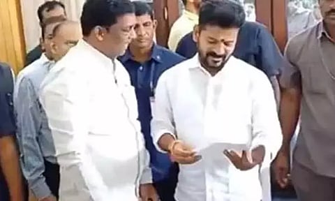 எம்.பி. பதவியை ராஜினாமா செய்தார் தெலுங்கானா முதல்-மந்திரி ரேவந்த் ரெட்டி