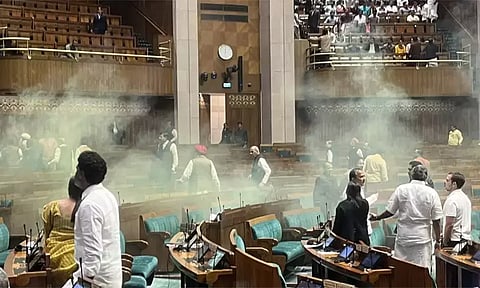 நாடாளுமன்றத்தில் அரங்கேறிய அதிர்ச்சி: விசாரணை நடத்த குழுவை அமைத்தது மத்திய அரசு