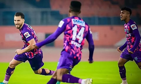 Image Courtesy: @IndSuperLeague