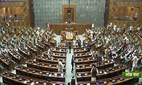 நாடாளுமன்றத்தின் இரு அவைகளும் வரும் திங்கட்கிழமை வரை ஒத்திவைப்பு