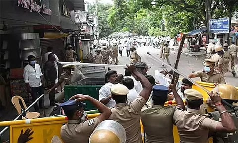 அதிமுக அலுவலகம் சூறை - சிபிசிஐடிக்கு அதிரடி உத்தரவு