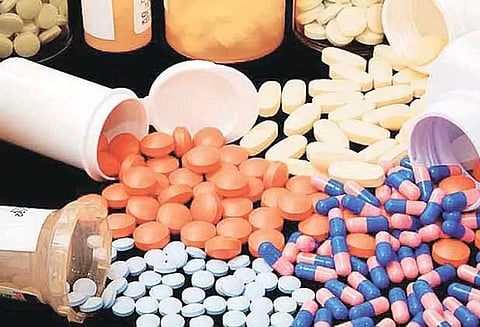 சென்னை விமான நிலையத்தில் ரூ.12 கோடி போதை மாத்திரைகள் பறிமுதல்