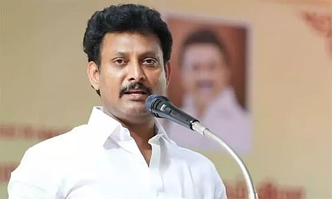 10,12-ம் வகுப்பு பொதுத்தேர்வு தேதியில் மாற்றமில்லை - அன்பில் மகேஷ் பொய்யாமொழி