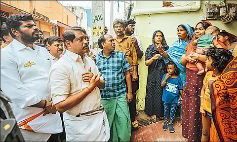 தென்மாவட்ட மழை வெள்ள பாதிப்பு: மோடி தேவையான உதவிகளை செய்வார் -அண்ணாமலை ஆறுதல்