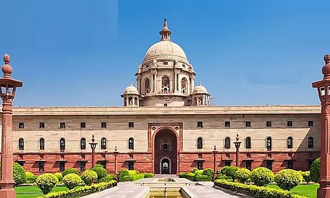 தமிழகத்திற்கு வரி பகிர்வாக ரூ.2,976 கோடியை விடுவித்தது மத்திய அரசு..!