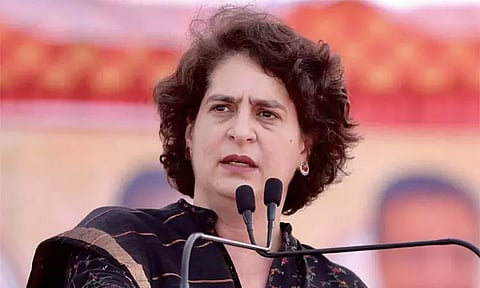 பண மோசடி வழக்கு.. அமலாக்கத்துறை குற்றப்பத்திரிகையில் பிரியங்கா காந்தி பெயர்