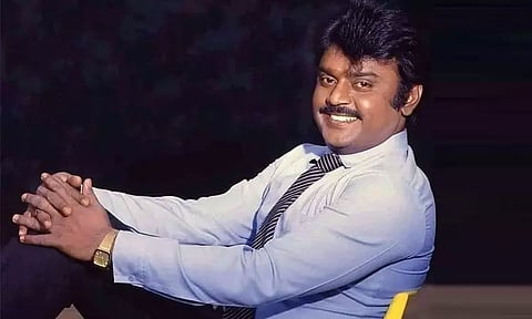 ஒரே ஆண்டில் 18 படங்கள்... யாரும் நினைத்துக்கூட பார்க்க முடியாத சாதனையை படைத்த விஜயகாந்த்...!