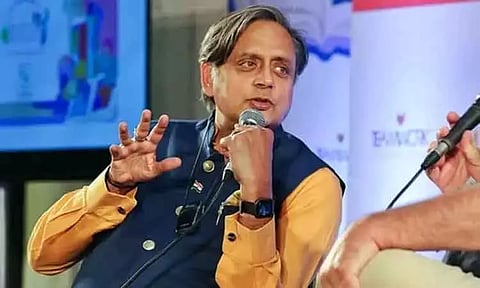 '2024 தேர்தலில் இந்துக்களின் இதய சக்கரவர்த்தியாக மோடியை முன்னிறுத்துவார்கள்' - காங்கிரஸ் எம்.பி. சசி தரூர்