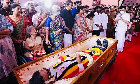 எங்கள் இதயங்களில் நிரந்தரமாக வாழ்வீர்கள் நண்பரே...விஜயகாந்த் குறித்து முதல்-அமைச்சர் மு.க.ஸ்டாலின் உருக்கம்