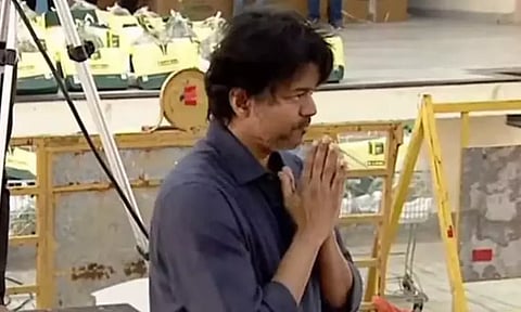 நெல்லையில் நலத்திட்ட உதவிகள் வழங்கினார் நடிகர் விஜய்...!