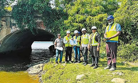 அடையாறு ஆற்றின் கீழ் சுரங்க பணி தொடக்கம்