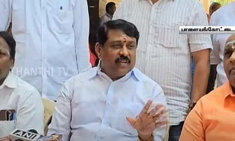 'விமான நிலையங்களை தனியாரிடம் கொடுப்பதில் தவறில்லை' - பா.ஜ.க. எம்.எல்.ஏ. நயினார் நாகேந்திரன்