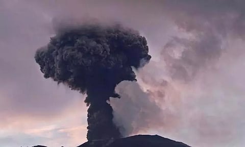 இந்தோனேசியாவில் மீண்டும் வெடித்த மராபி எரிமலை