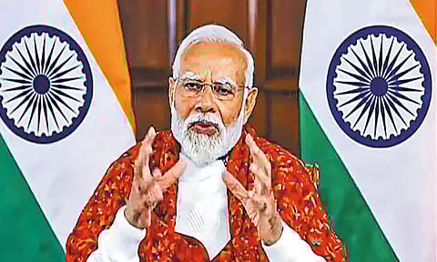 மத்திய அரசின் வெளிப்படையான நிர்வாகமும், மக்களின் பங்கேற்பும் வறுமையை குறைக்க உதவியது : பிரதமர் மோடி