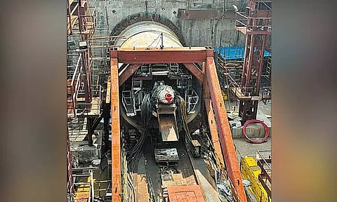 2 ஆம் கட்ட சென்னை மெட்ரோ ரெயில் திட்டம்; பணியைத் தொடங்கிய 'கழுகு' இயந்திரம்