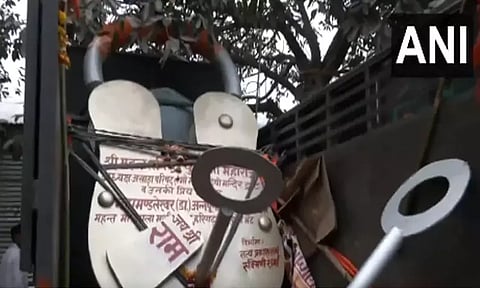 அயோத்தி ராமர் கோவிலுக்கு வந்தடைந்த உலகின் மிகப்பெரிய பூட்டு- எத்தனை கிலோ தெரியுமா?