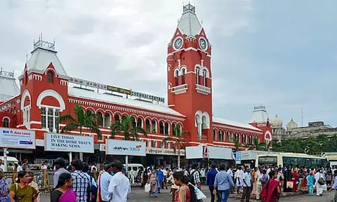 சென்னை சென்டிரல் ரெயில் நிலையத்தில் சொகுசு வசதியுடன் கூடிய ஓய்வறை