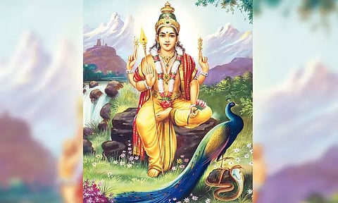 தைப்பூச திருநாள் வரலாறு: அசுரர்களை அழிக்க முருகப்பெருமானுக்கு ஞானவேல் கொடுத்த அன்னை