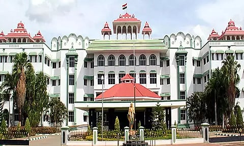 இந்து அல்லாதவர்களை பழனி கோவிலுக்குள் அனுமதிக்க கூடாது - உயர்நீதிமன்ற மதுரை கிளை